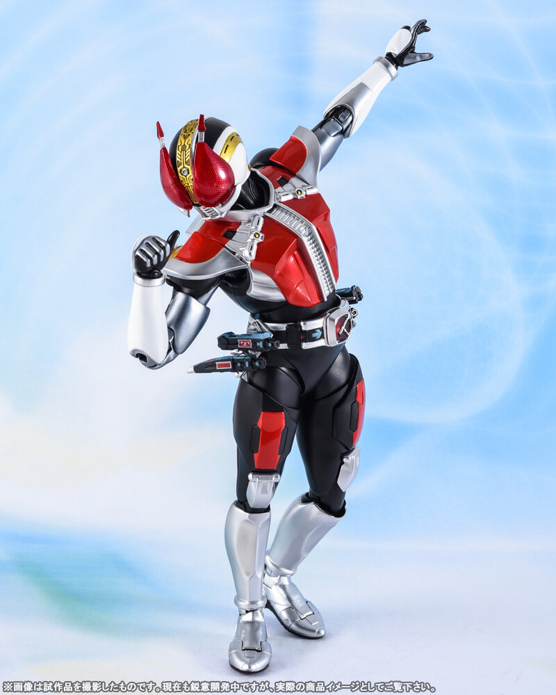 真骨彫製法で俺 参上 S H Figuarts 真骨彫製法 仮面ライダー電王 ソードフォーム ガンフォーム 12月2日 月 店頭予約開始 S H Figuarts エス エイチ フィギュアーツ スタッフブログ