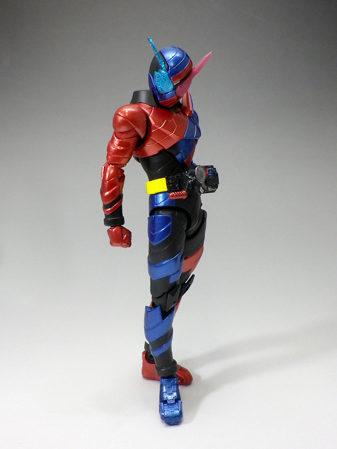 仮面ライダービルド ラビットタンクフォーム 最速レビュー イエェェェエイッ S H Figuarts エス エイチ フィギュアーツ スタッフブログ