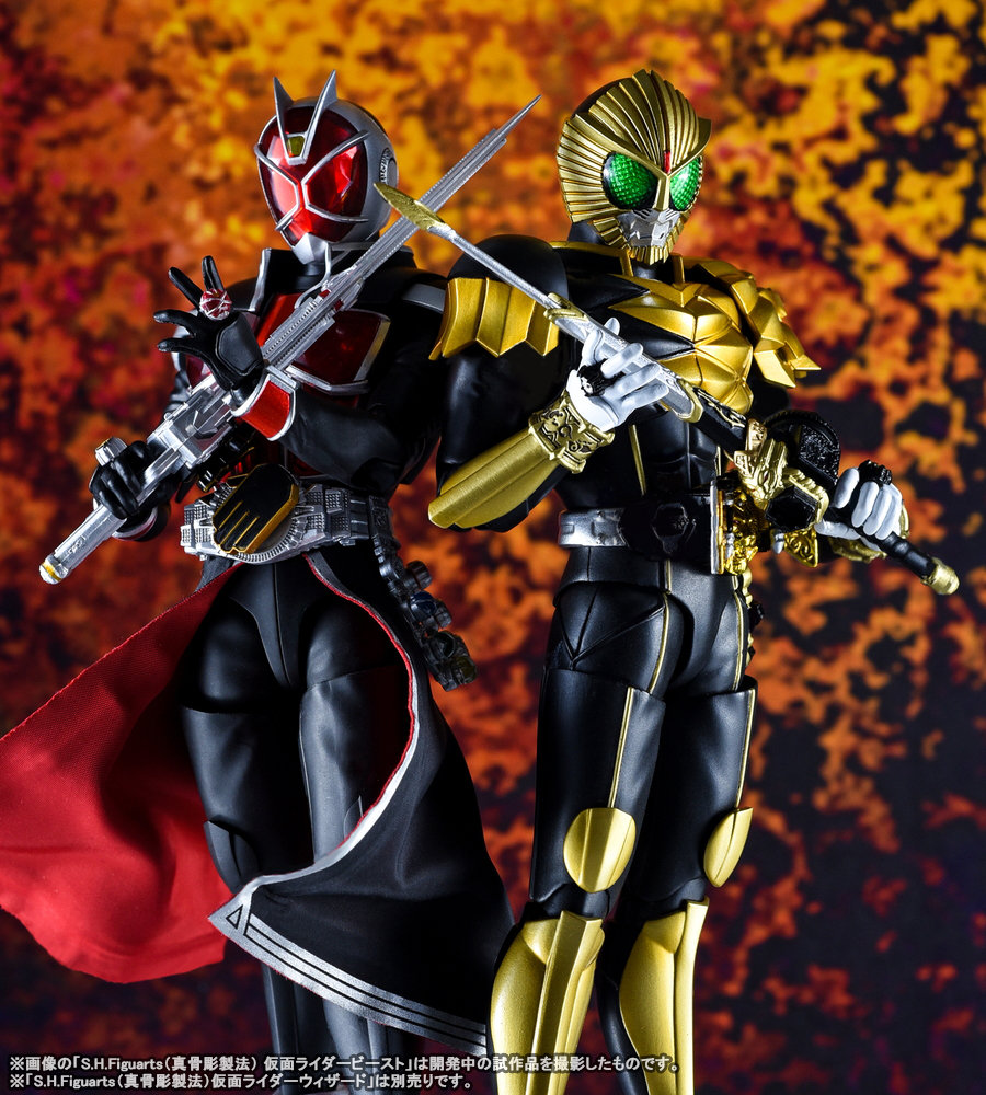 魂ウェブ商店でランチタイムだ 受注受付中 S H Figuarts 真骨彫製法 仮面ライダービースト マントセット レビュー S H Figuarts エス エイチ フィギュアーツ スタッフブログ