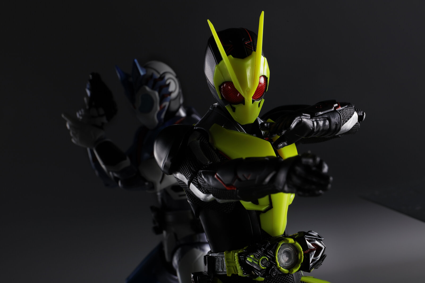 【新品未開封】仮面ライダーゼロワン　仮面ライダーオーズ　S.H.Figuarts