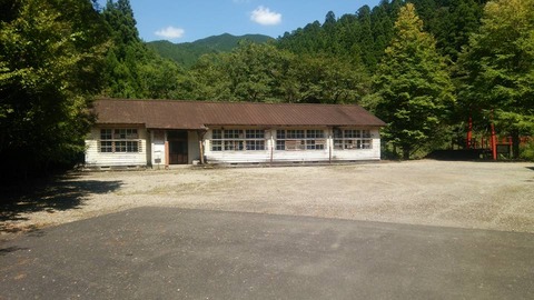 26-1　窪川　松葉川山