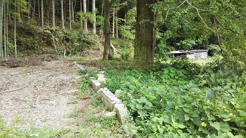 4-2 基礎は現在のように内部まであるのではなく、外部のみ