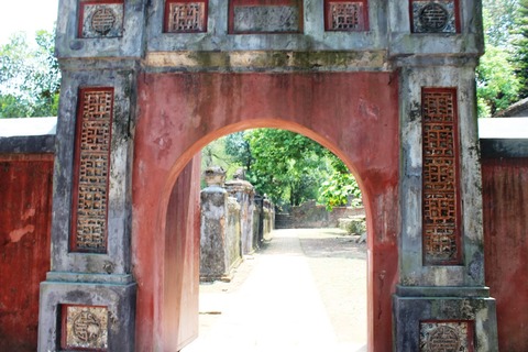 トゥドゥック帝廟　ベトナム　フエ　©アジアしあわせ特急