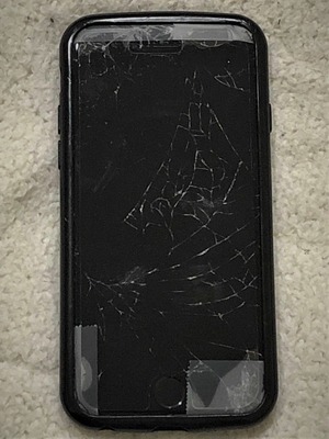 iPhone 落とす 画面割れ@アジアしあわせ特急