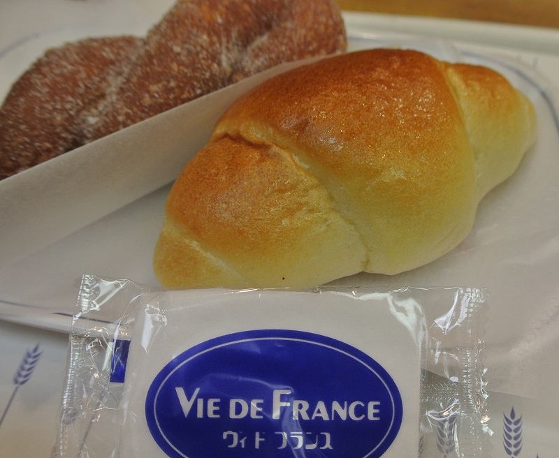 ヴィドフランスの塩パンもおすすめ Vie De Franceはうまいよねぇ カロリーは高くないのけ Adhdサラリーマンしばご 株で生きてく