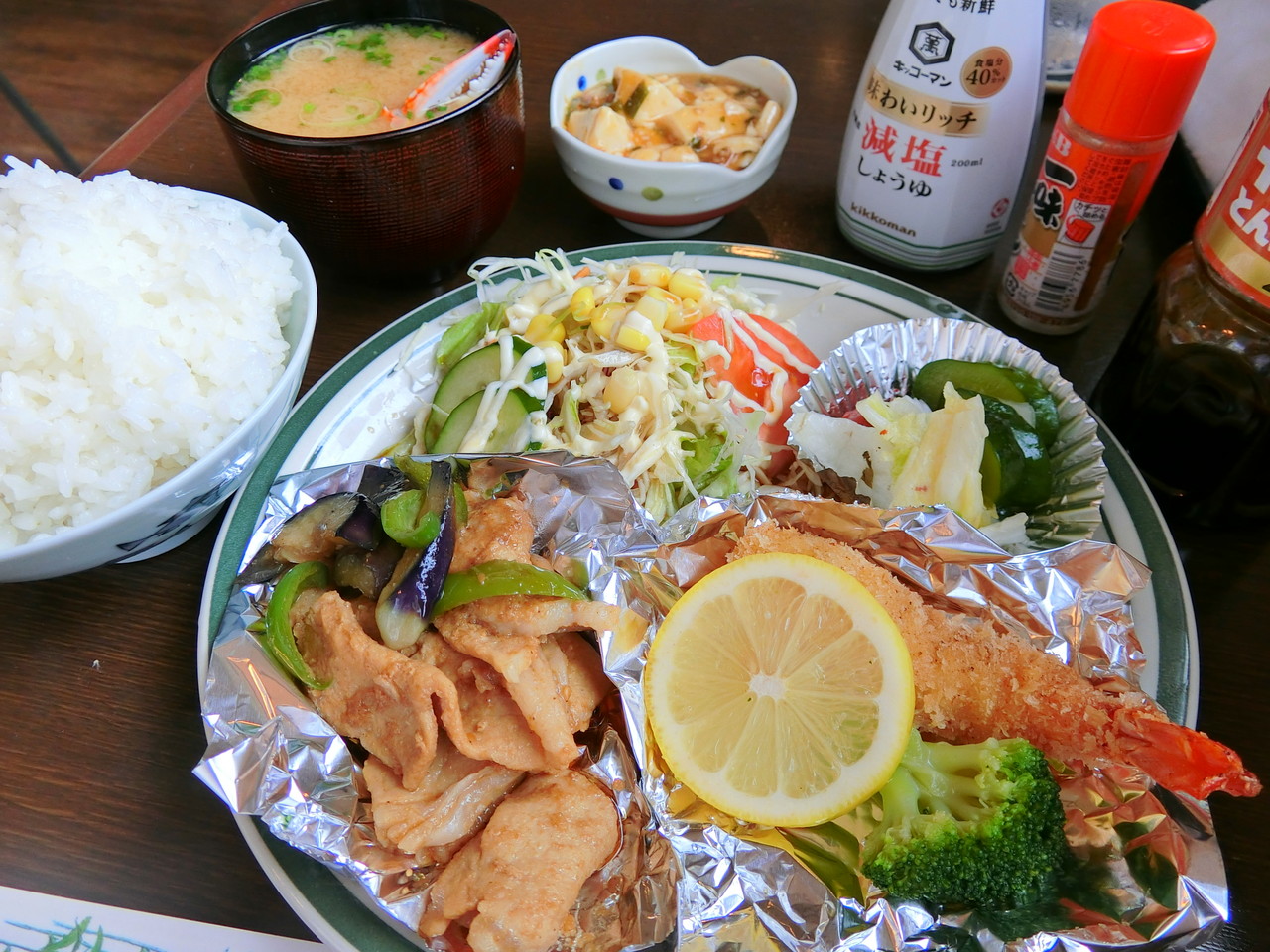 Joy 日替わりランチの生姜焼き エビフライ 柴ポチダイアリー Joy 日替わりランチの生姜焼き エビフライ 柴ポチダイアリー