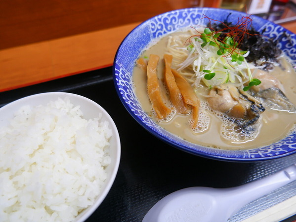 肉煮干中華そば 鈴木ラーメン店 ～ 濃厚牡蠣そば : 柴ポチダイアリー
