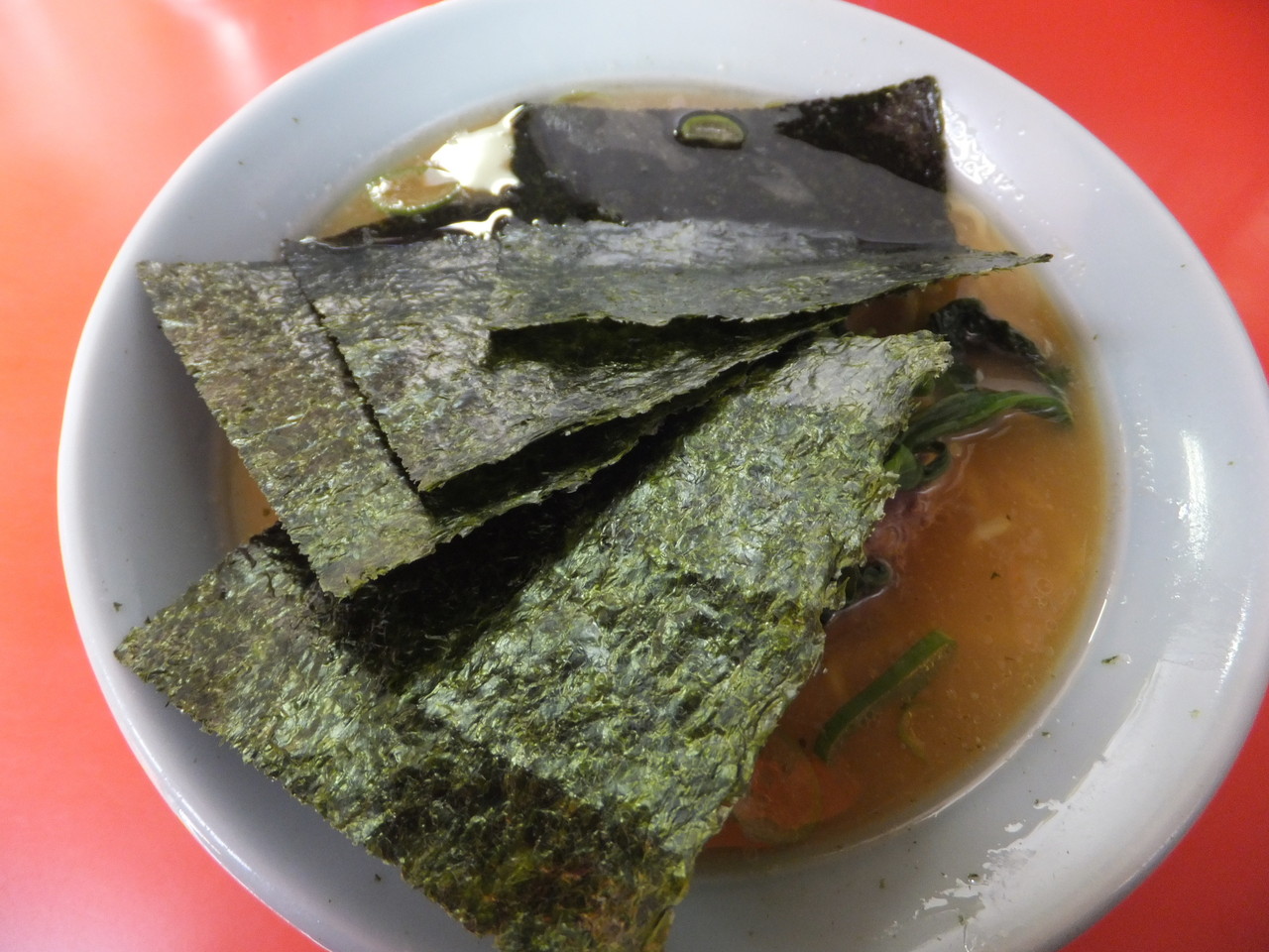 ラーメンショップ マンザイ ～ ラーメン（並） : 柴ポチダイアリー