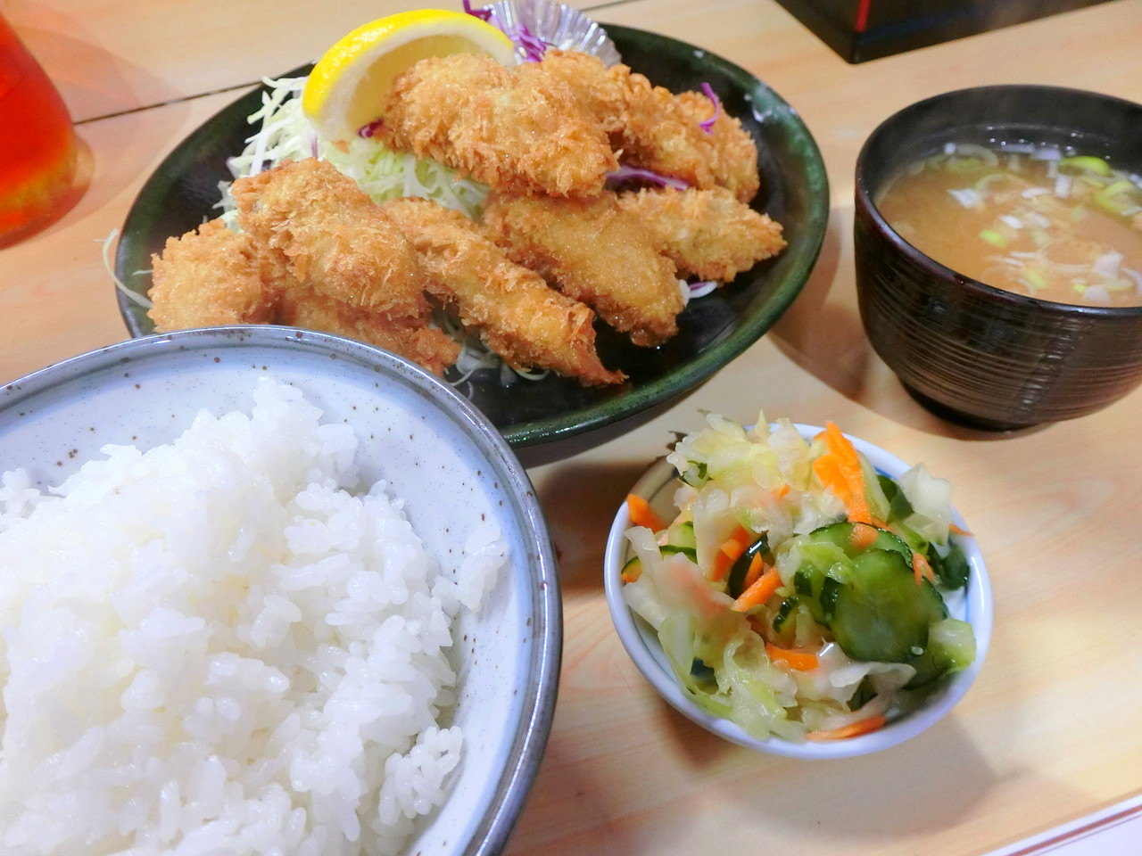 とんかつ春 ～ カキフライ定食 : 柴ポチダイアリー