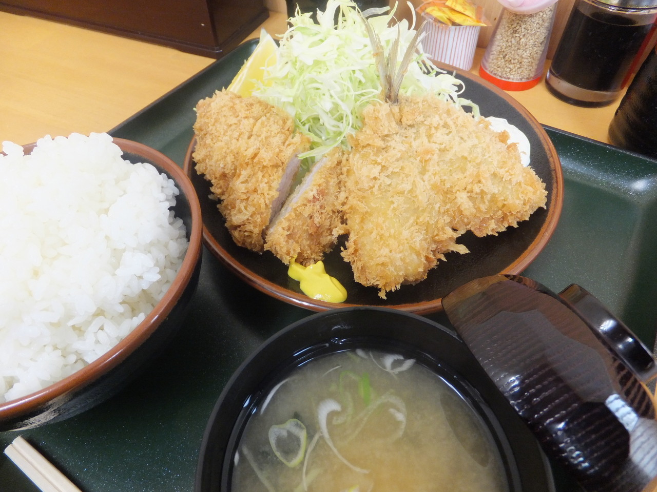 とんかつこころ 千歳町 アジ ひれかつ定食 柴ポチダイアリー