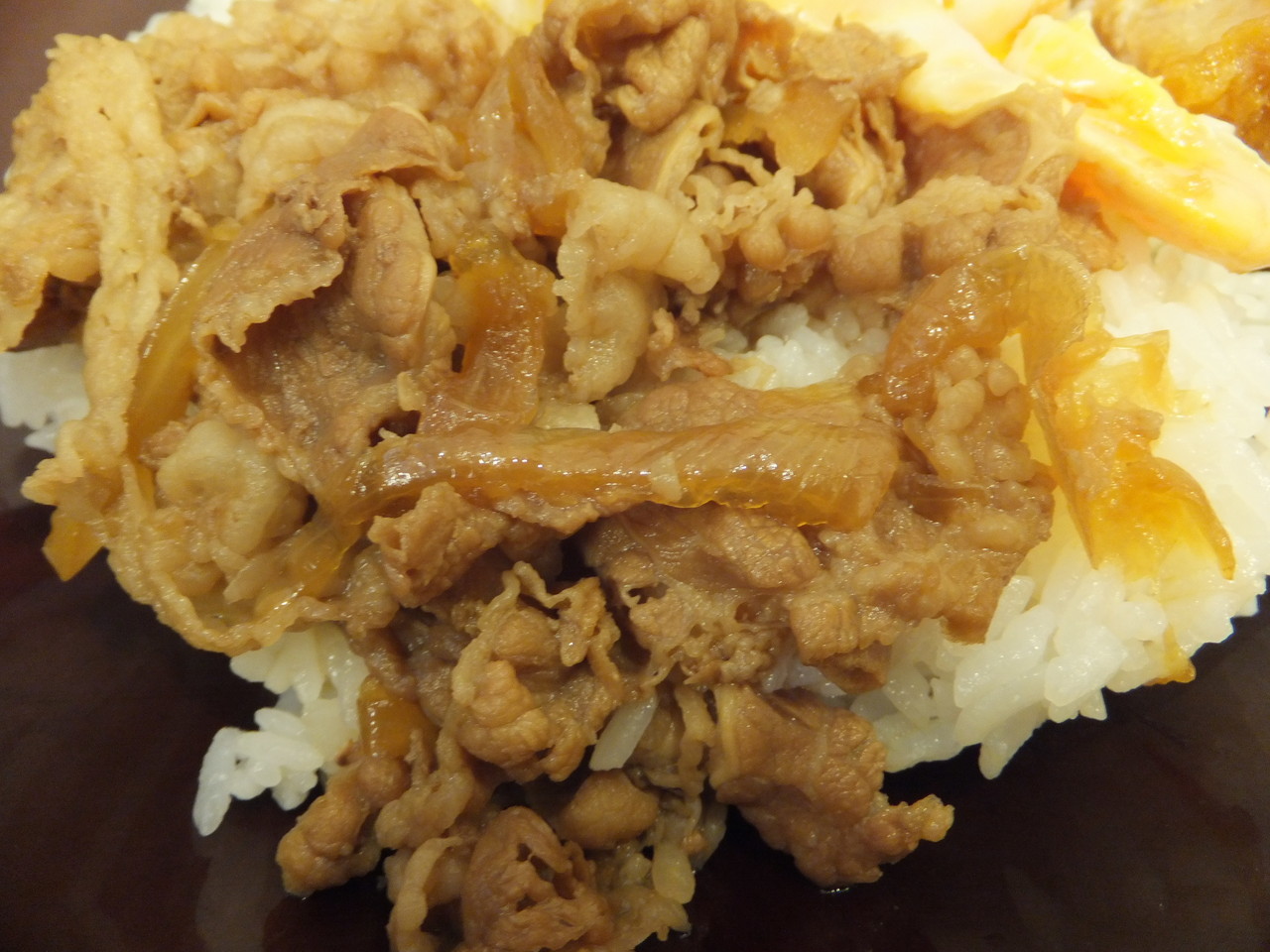 らん ぷ 亭 牛 丼