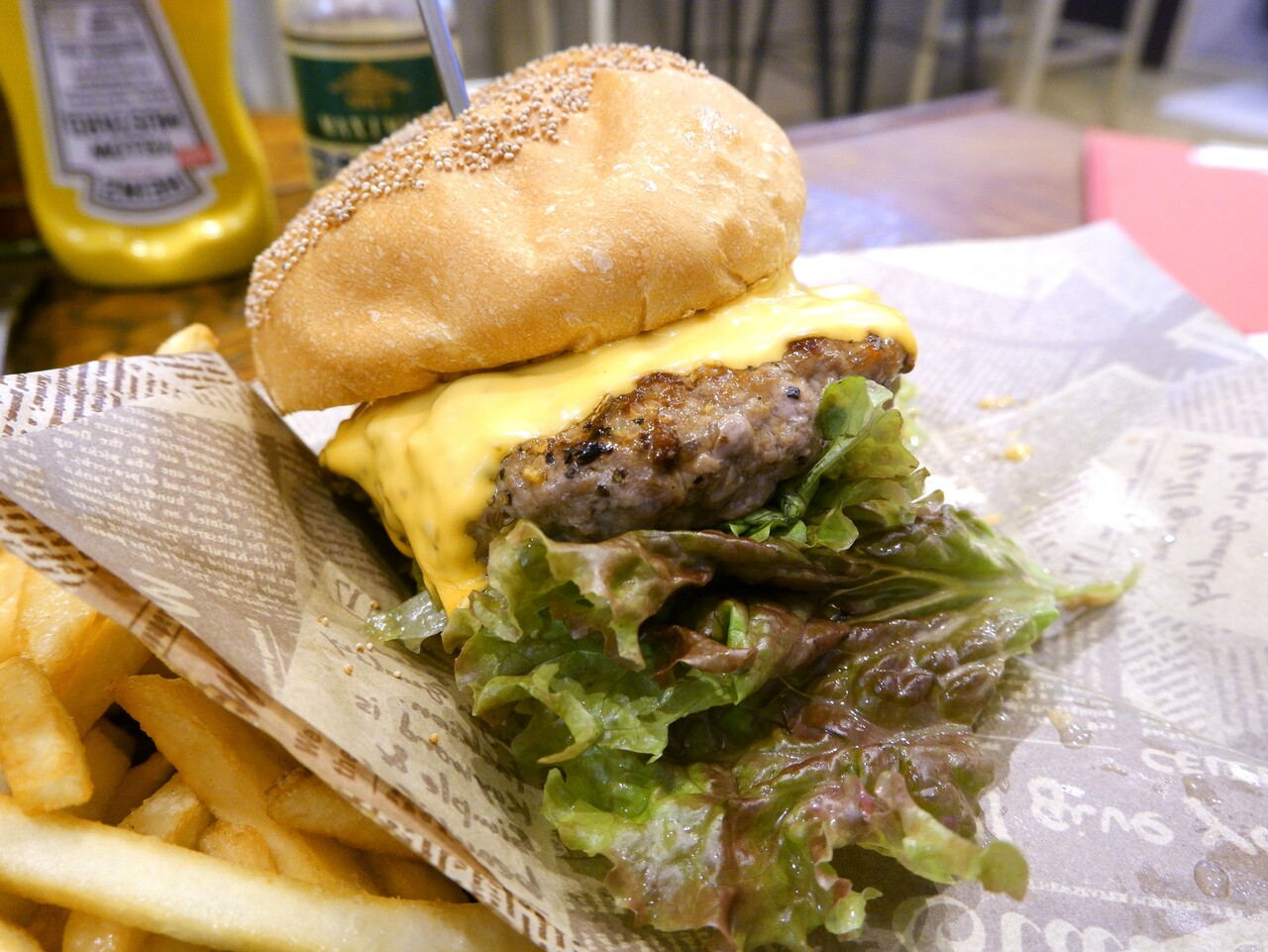 CAFE＆BAR Spare（ｽﾍﾟｱ）～ チーズバーガーセット : 柴ポチダイアリー