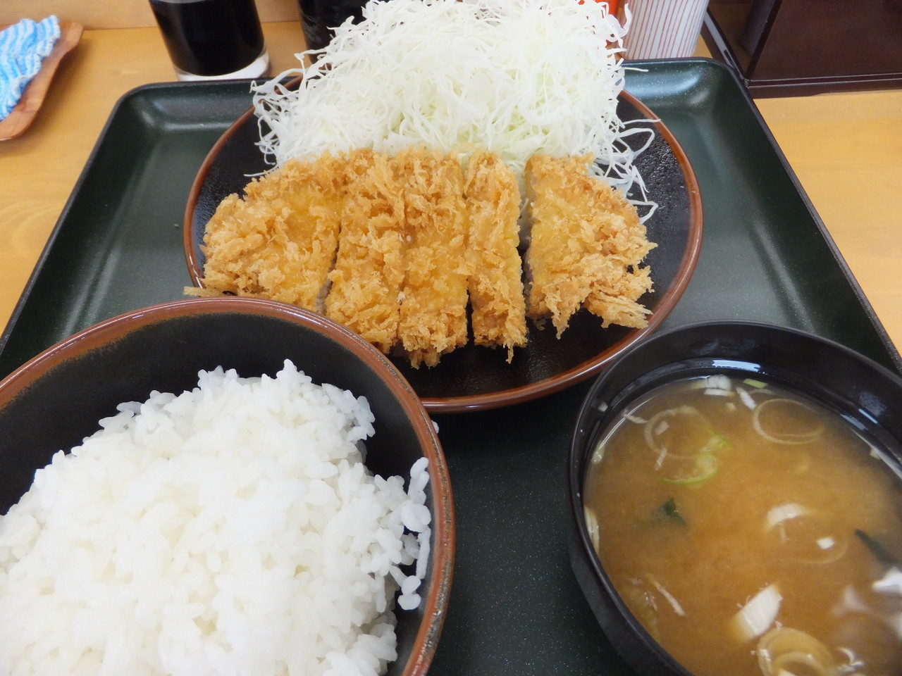 とんかつこころ 千歳町 ロースかつ定食 柴ポチダイアリー とんかつこころ 千歳町 ロースかつ定食 柴ポチダイアリー