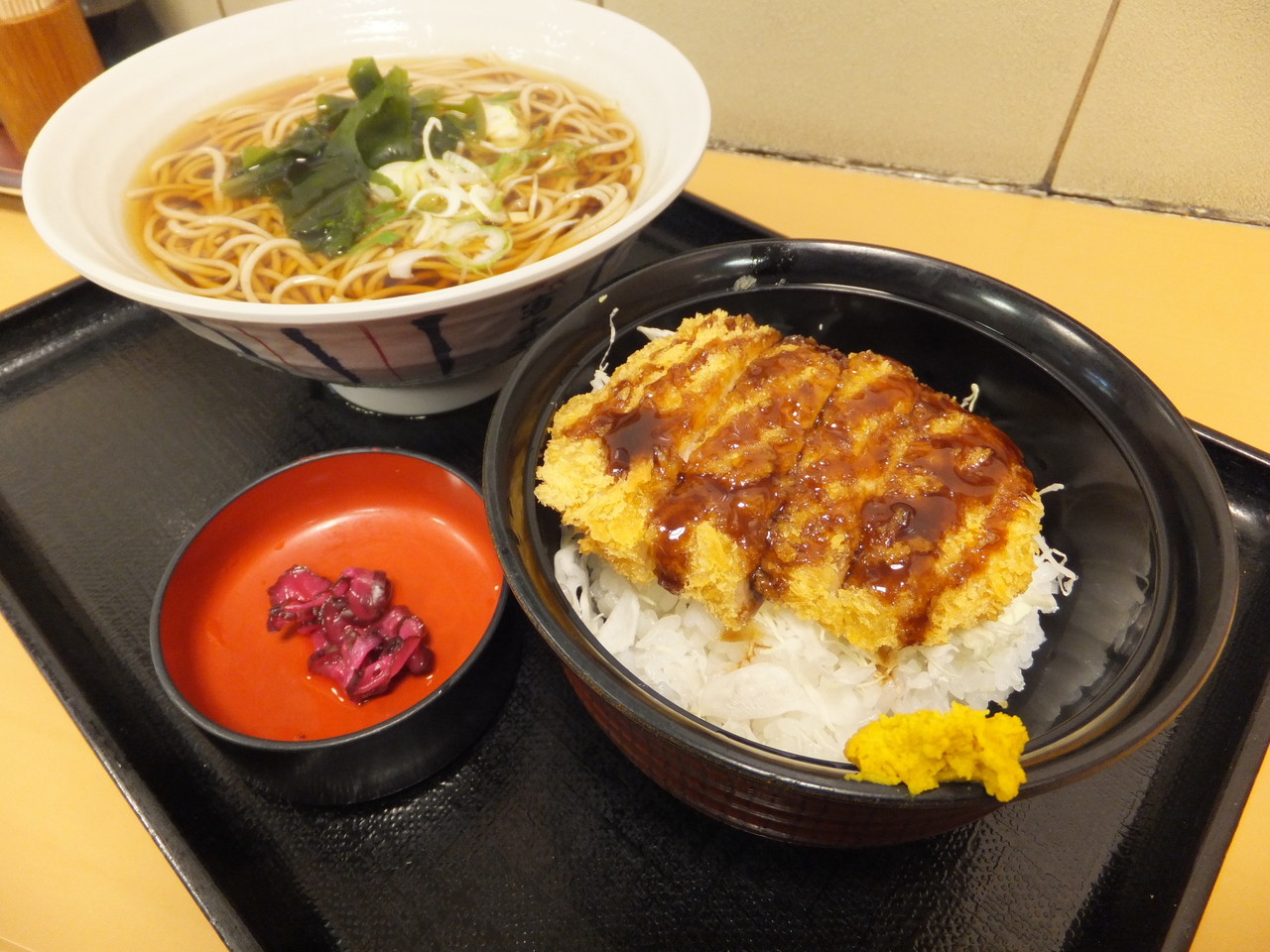 名代 富士そば 恵比寿駅前店 ミニソースかつ丼セット 柴ポチダイアリー