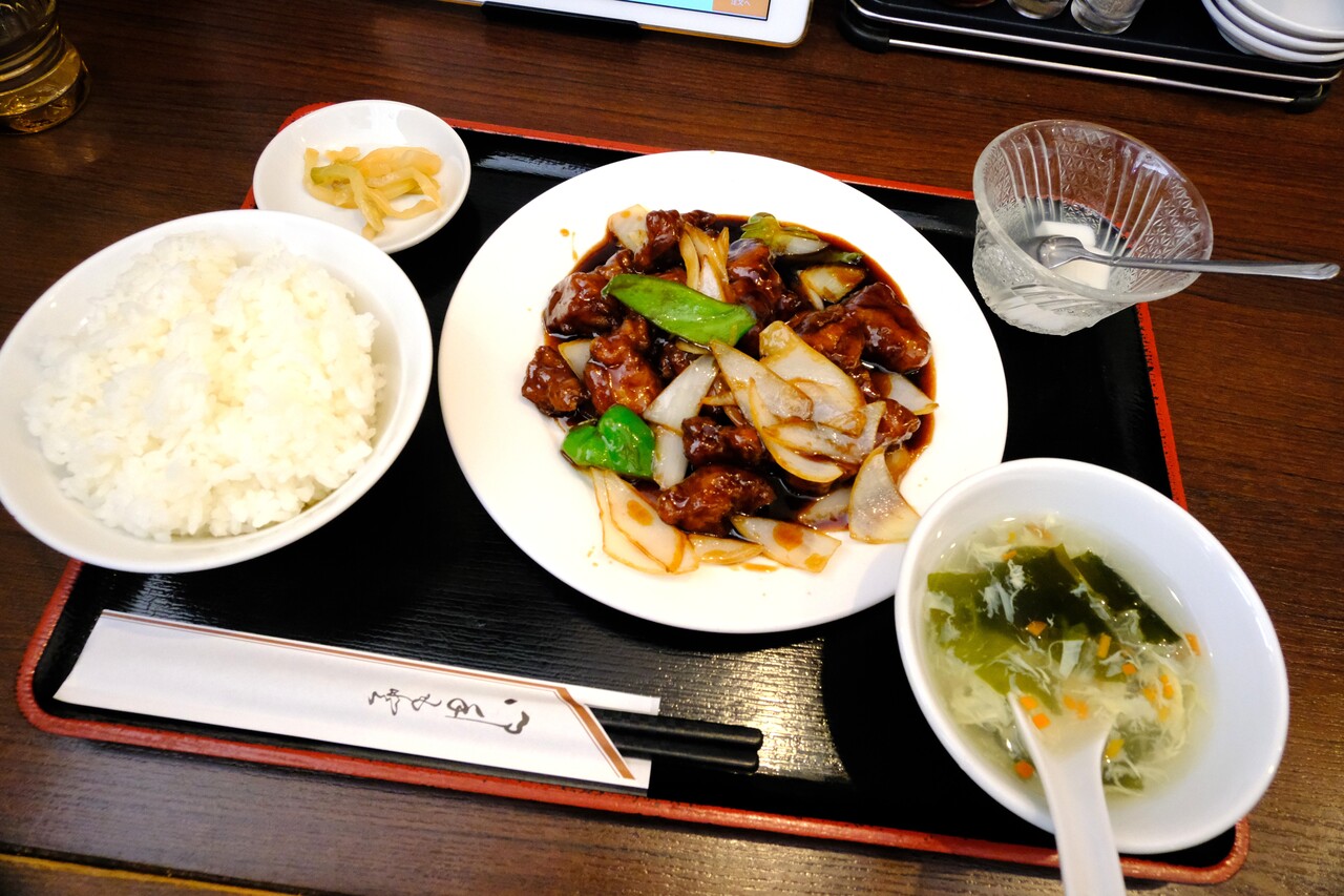 中華料理 向陽飯店 上白根店 ～ 黒酢豚定食 : 柴ポチダイアリー