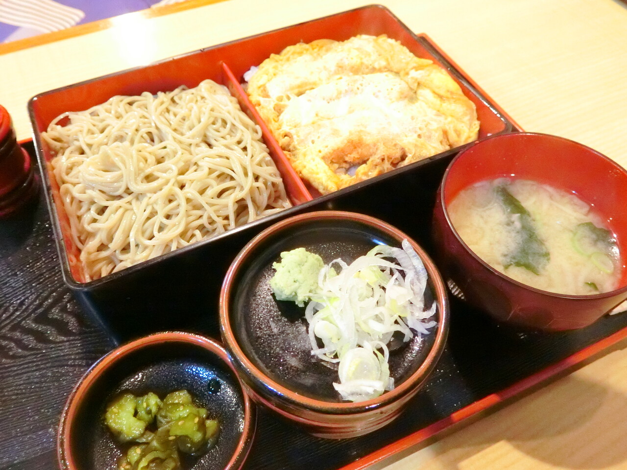 そば処 八十一 汲沢店 ～ かつ丼セット : 柴ポチダイアリー