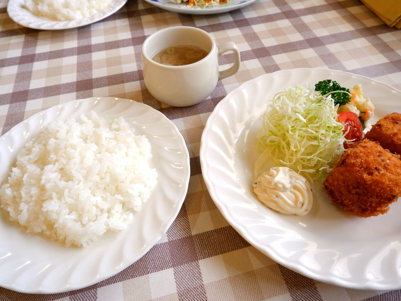 洋食 ハンバーグ ホシノ 帆立のクリームコロッケ 柴ポチダイアリー