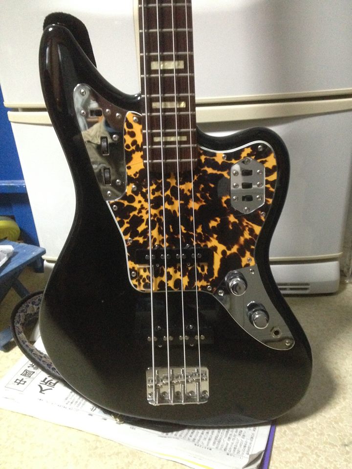 ピックガードの自作 Shibaのきまぐれ日記