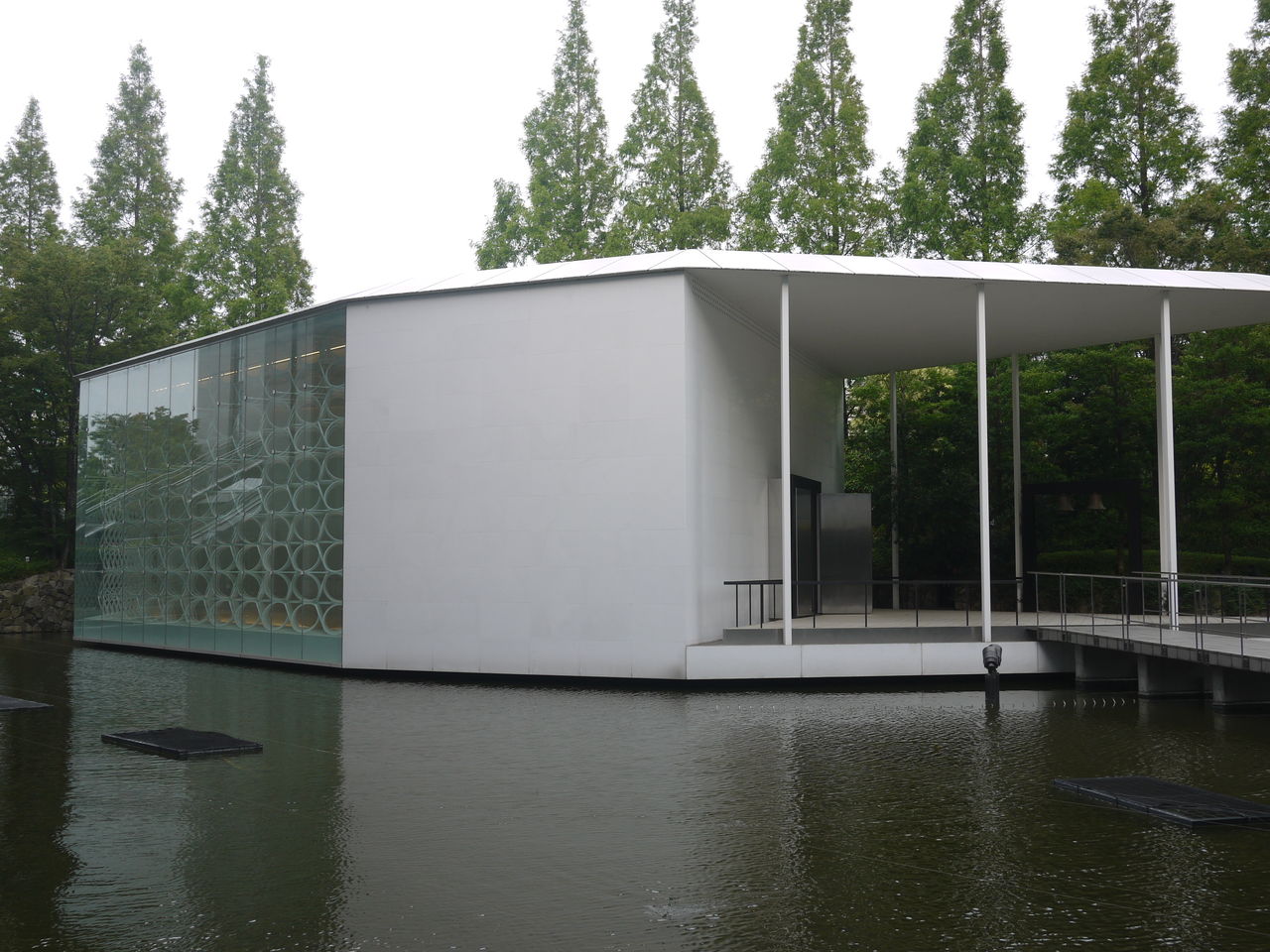 光の教会 白い教会 鼻唄みたいな建築旅行記 光の教会 白い教会 鼻唄みたいな建築旅行記