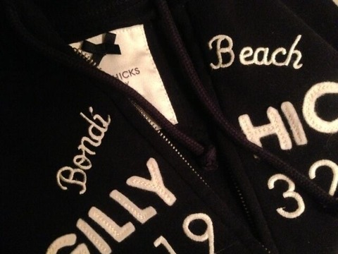 EAC5AB5C-6735-4BB0-8B97-16D89EAF83EA