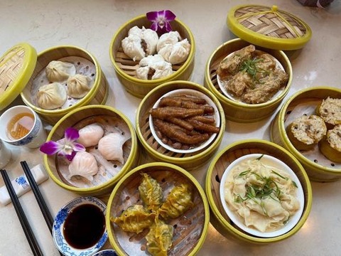 ED0C4B14-2B22-478F-8AC2-61BE21CC1594