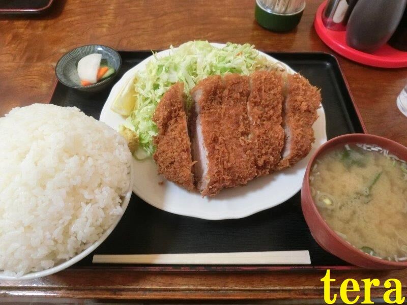 かもだ 特上厚切りとんかつ定食ご飯大盛 埼玉県川越市のテラ盛りの定食屋 G310gsパニア修復 テラ医者の独り言 普通 時々テラめし かもだ 特上厚切りとんかつ定食ご飯大盛 埼玉県川越市のテラ盛りの定食屋 G310gsパニア修復 テラ医者の独り言 普通 時々テラめし