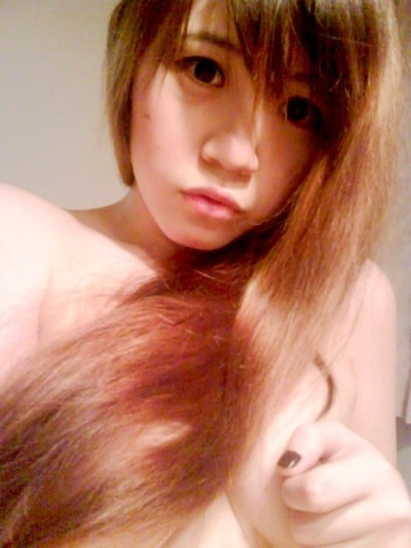 おっぱいを写メ公開したオナニー大好きギャル (8)