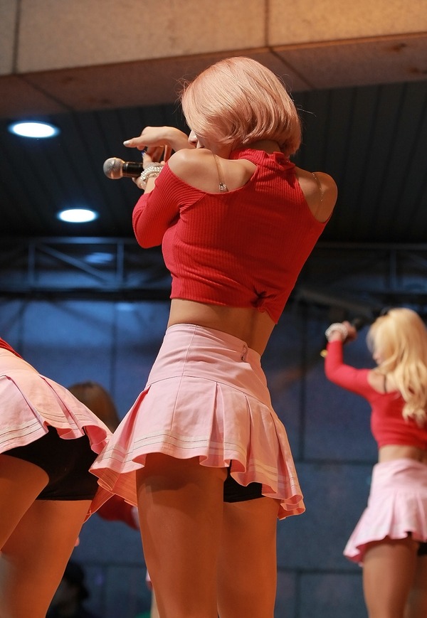 SIDAのパンチラ (7)