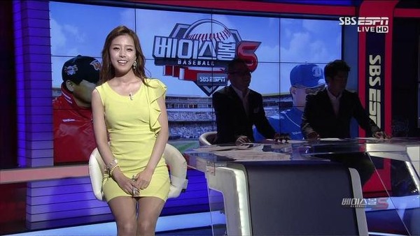 韓国の激エロ女子アナウンサー (16)