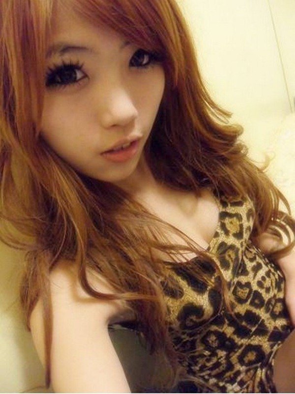 年末を自撮りしたエロ写メ投稿で過ごすセクシーギャル (4)