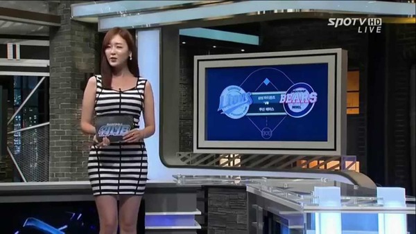 韓国の激エロ女子アナウンサー (29)