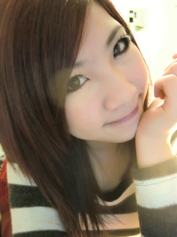 人気テレクラサイトで話題の女性の自画撮り写メをチェック (6)