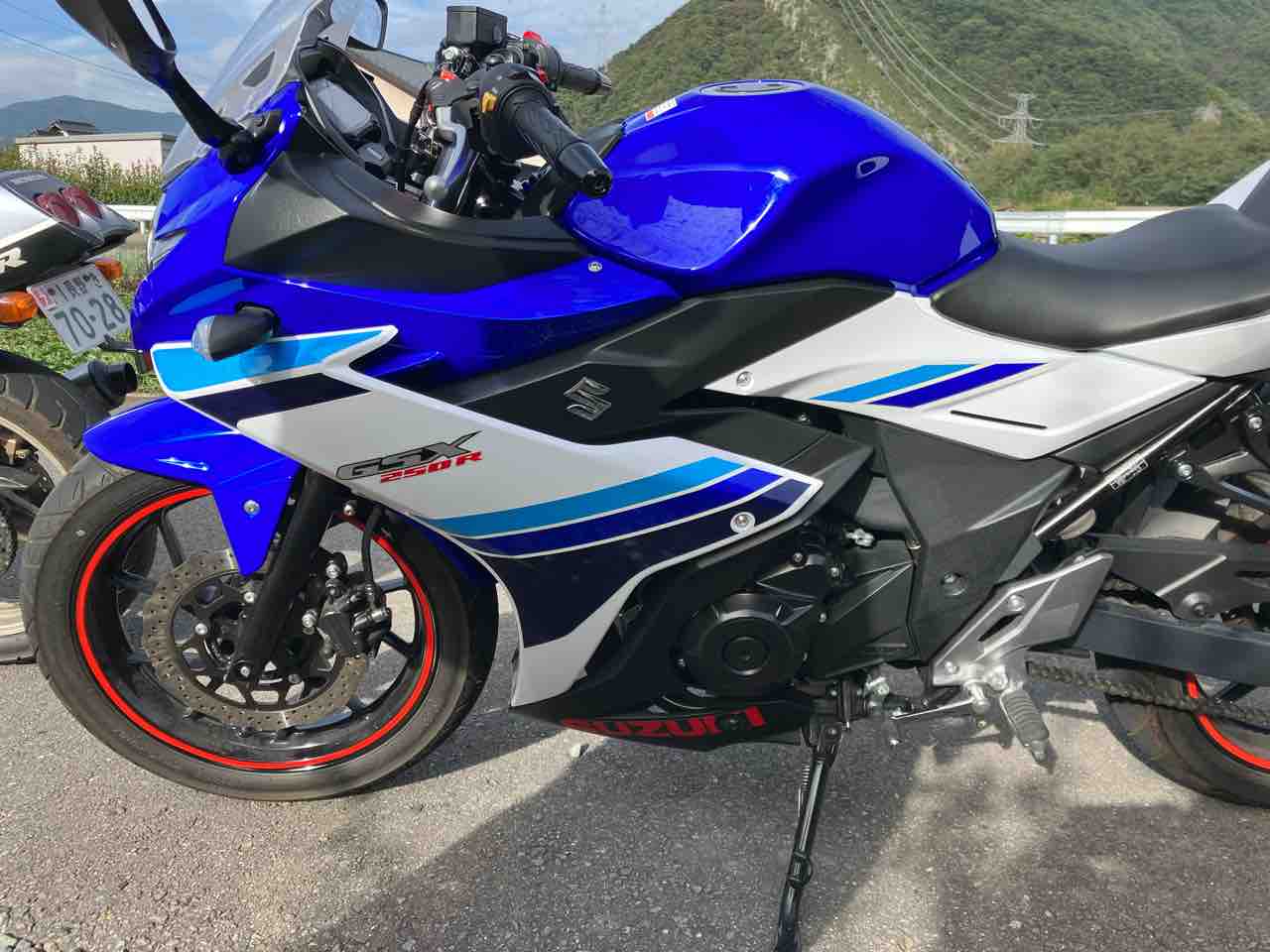 秋の4気筒250cc祭り！GSX-R250（GJ73A)　低走行です。　　検）CBR250RRFZRコブラニンジャ250YZF-R250 バイクミーティング 2023秋 其の2 : shige2xtのblog⁄疾走れ！俺らのYB