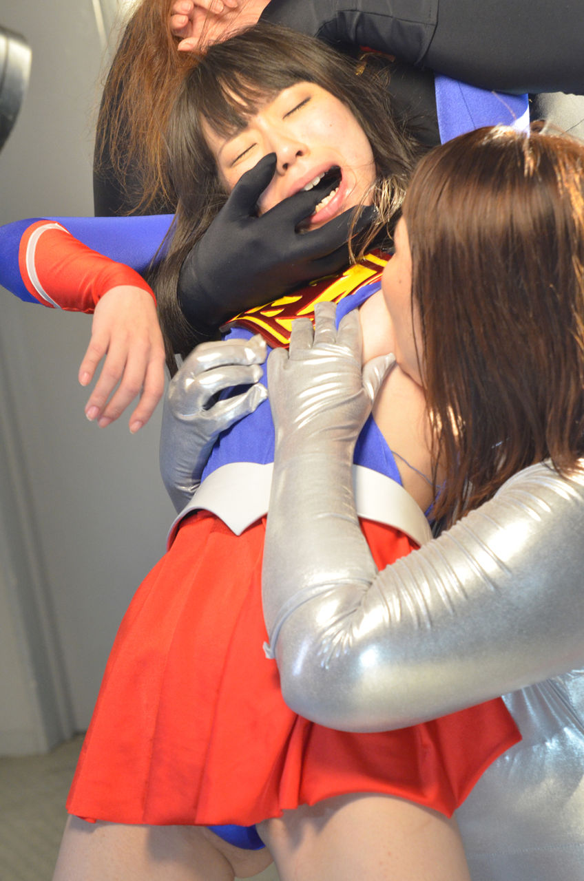 Torturer's Feast ヒロインレズドミ スーパーレディVS邪悪な魔女と3人の豊満女戦士 現場スチール