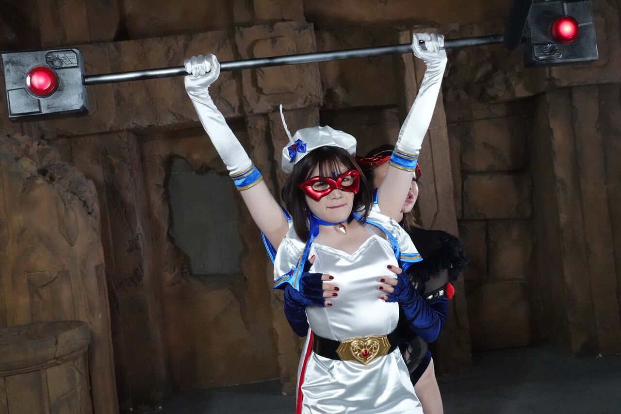 gigaフォンテーヌ エロ ヒロインイキ地獄 魔法美少女戦士フォンテーヌ」Downloadスタート！現場スチールアップ : Torturer's Feast