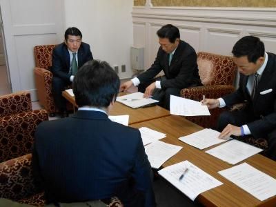 526126_540096222688949_750009235_n