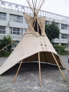 ティピ完成