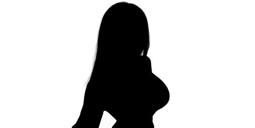 【画像】浜辺美波さん、オチ〇が主張を始めてしまうｗｗｗｗ