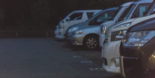 【画像】駐車場でこれするよなｗｗｗｗ