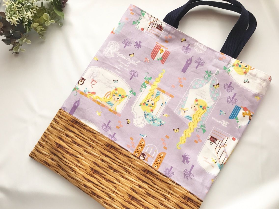 長女４歳ピアノを習い始めました Novemberbooksさんの可愛いラプンツェル生地でレッスンバッグ Pui Pui Pui