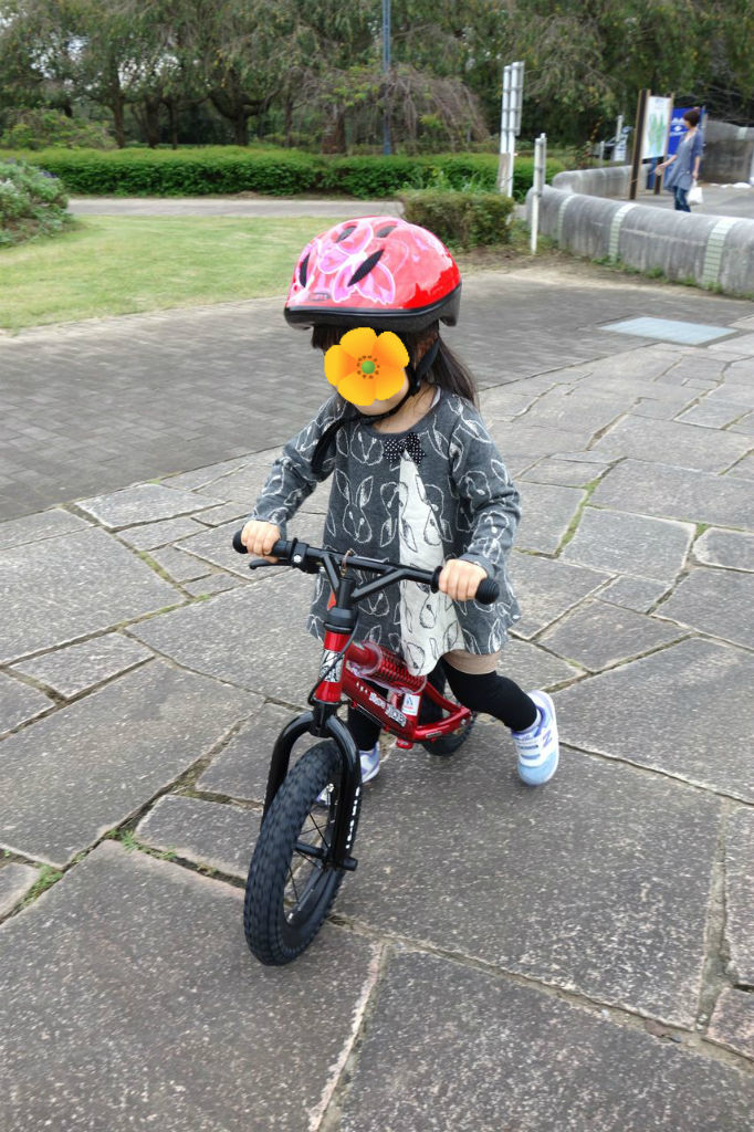 長女3歳の誕生日プレゼントその1「キッカーアバンス」・初めての自転車 