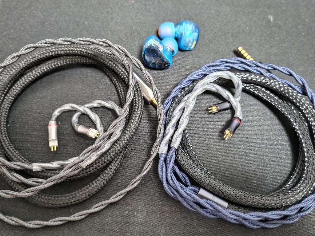 イヤホン Nicehck aceorpheus(2pin-4.4mm) Amazon | NICEHCK AceOrpheus イヤホンリケーブル 高純度8N単