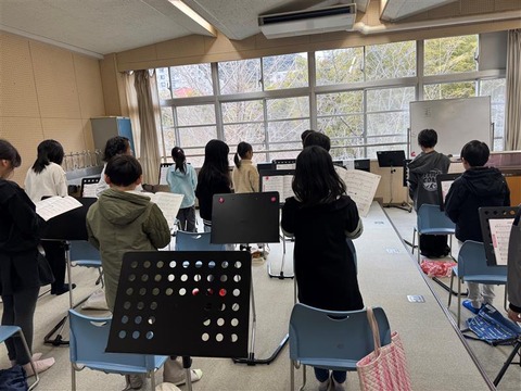 54f4399e-b021-4c28-b9b0-093a35f445a0