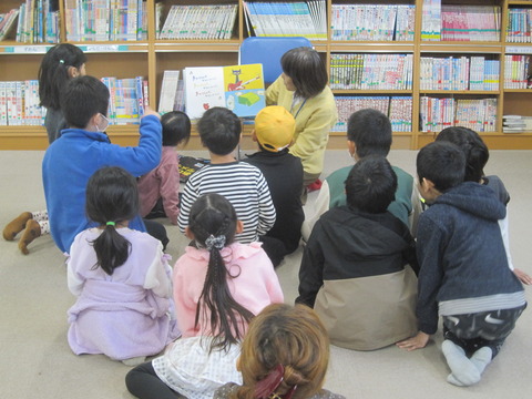 １１月おはなしたまごさん