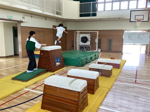 0b7eeaab-eb02-4e33-905a-aa0e7e5be6e5