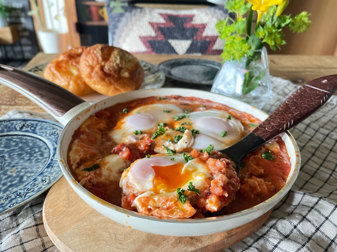 オシャレ可愛い朝ごはん スパイスの風味のトマトソースにトロ リ卵がたまらん シャクシュカ 簡単 節約 おしゃレシピ Shimaのオウチカフェ Powered By ライブドアブログ