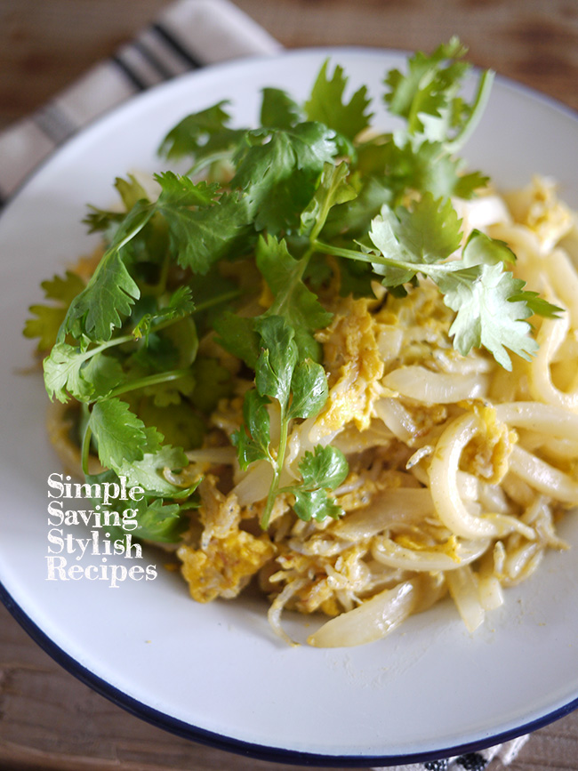 ５分で完成 簡単調味料活用で簡単 絶品アレンジレシピ エスニックパクチー焼うどん 簡単 節約 おしゃレシピ Shimaのオウチカフェ Powered By ライブドアブログ