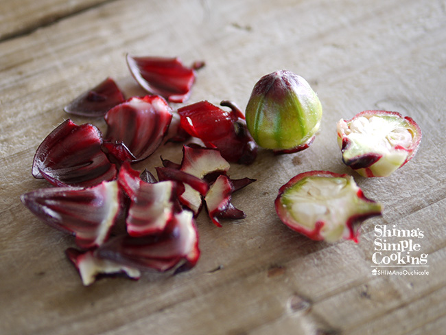 今 巷で話題のローゼルを使ってみた ローゼルジャム と 塩ローゼル 簡単 節約 おしゃレシピ Shimaのオウチカフェ Powered By ライブドアブログ