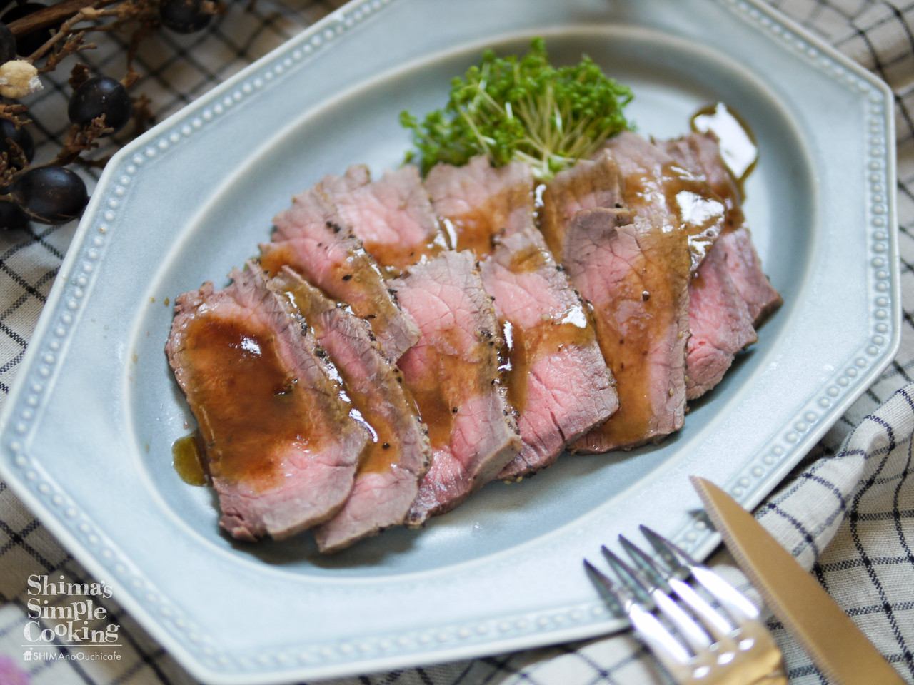 柔らか ジューシー仕上がり ドレッシングマリネのペッパーローストビーフ 簡単 節約 おしゃレシピ Shimaのオウチカフェ Powered By ライブドアブログ
