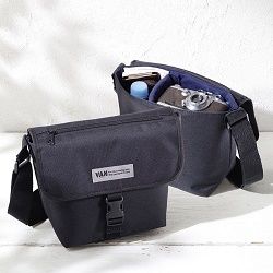 ヴァンヂャケット 仕切りパッド付きショルダーバッグ